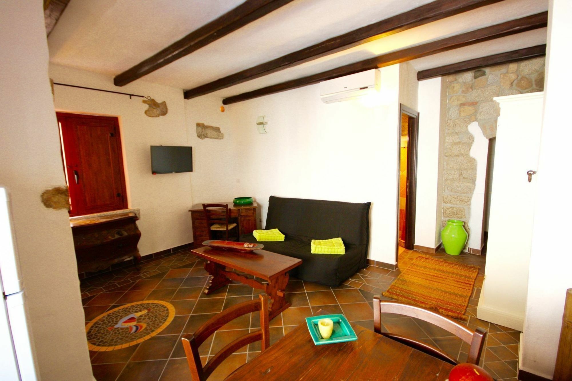 Hotel Amsicora 8 Olbia Esterno foto