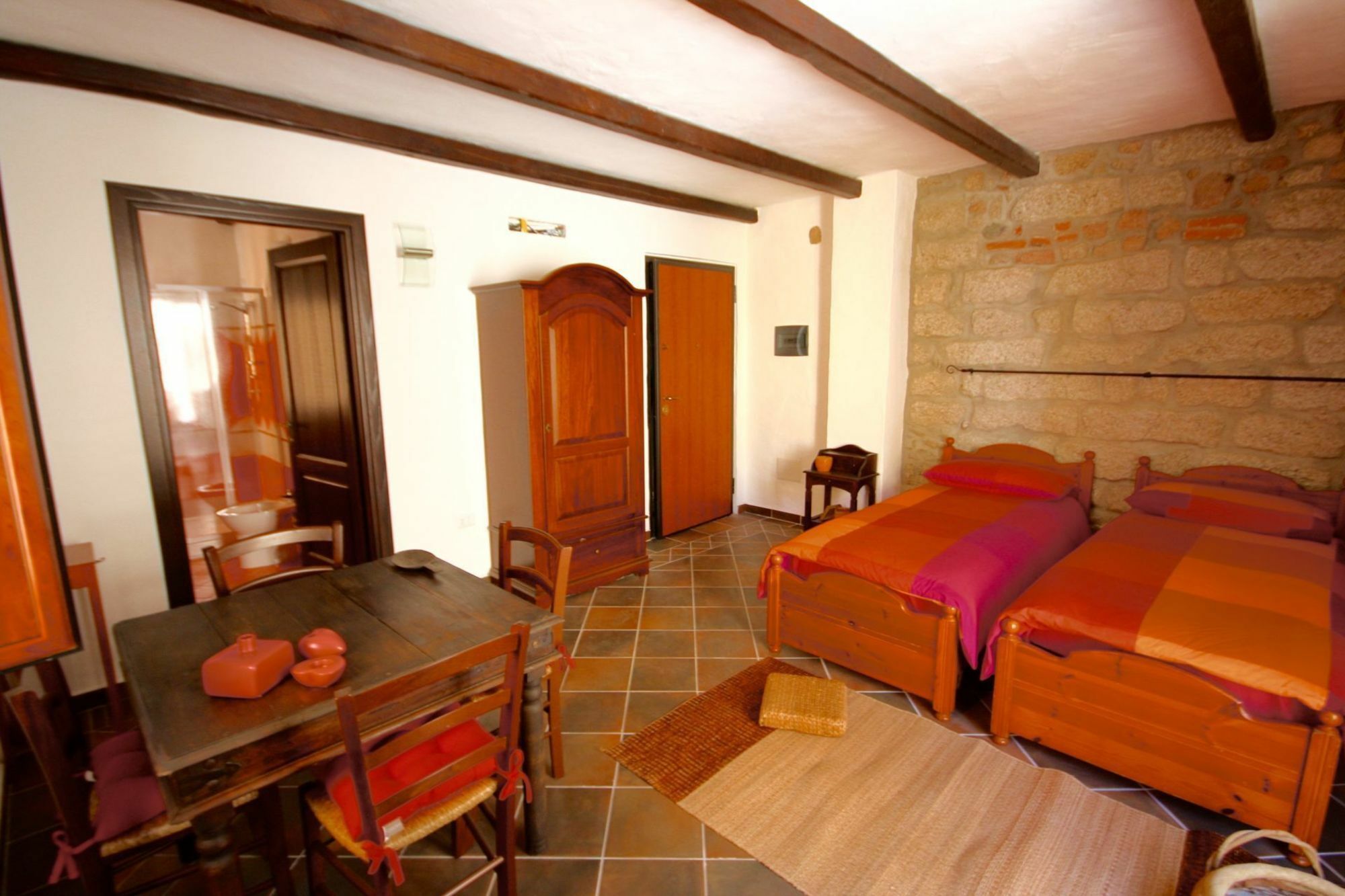 Hotel Amsicora 8 Olbia Esterno foto
