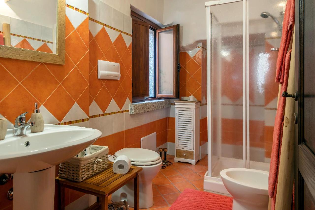 Hotel Amsicora 8 Olbia Esterno foto